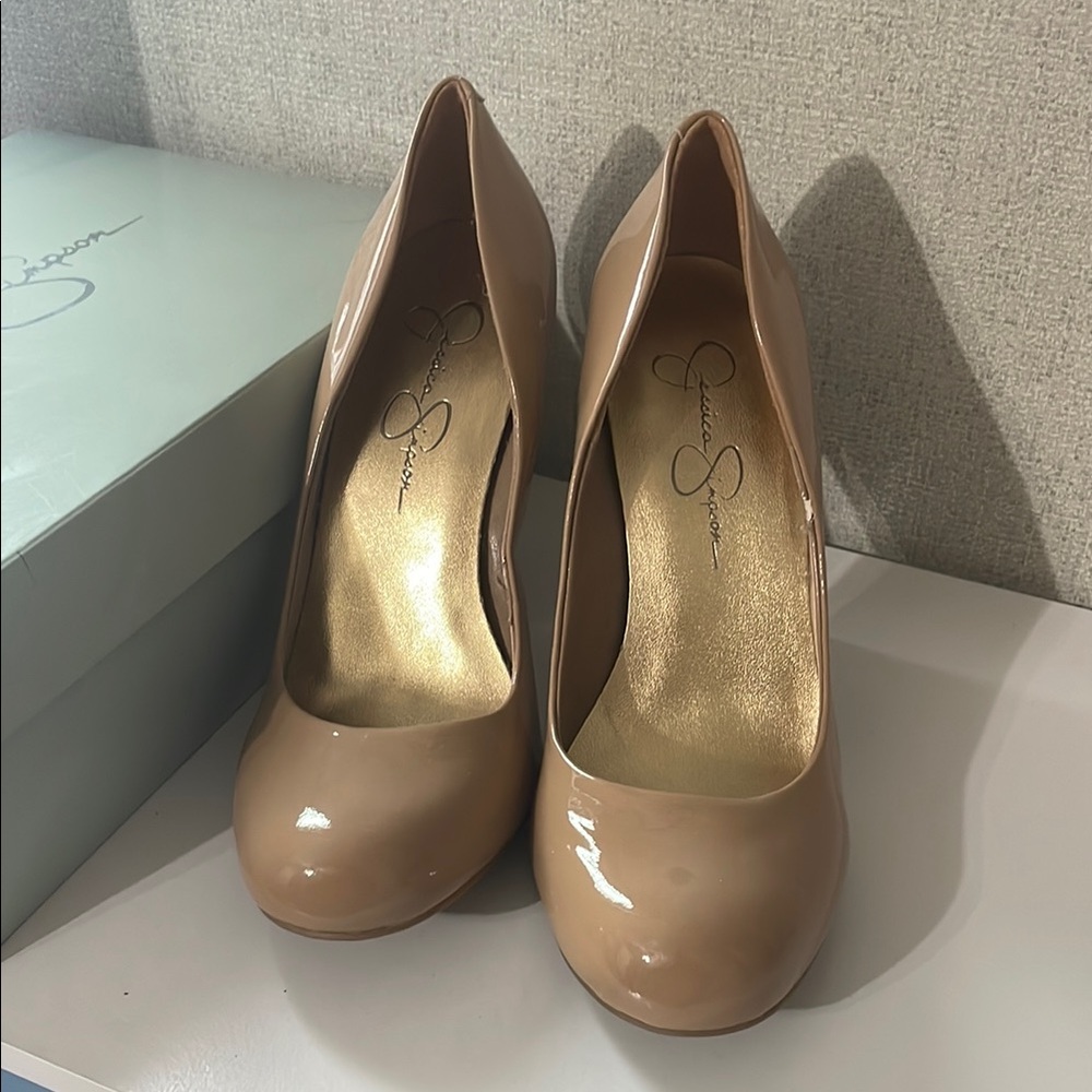 Jessica Simpson Callie Patent Pumps